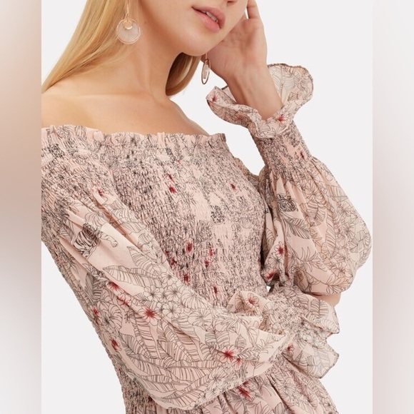 Alexis Jordana Off-The-Shoulder Smocked Blouse Top Small - Picture 1 of 6